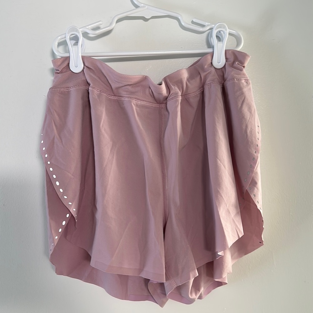 Lululemon Fast and Free Reflective High-Rise Classic-Fit short 3” pastel pink